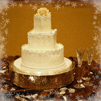 Dainty Lace And Pearls