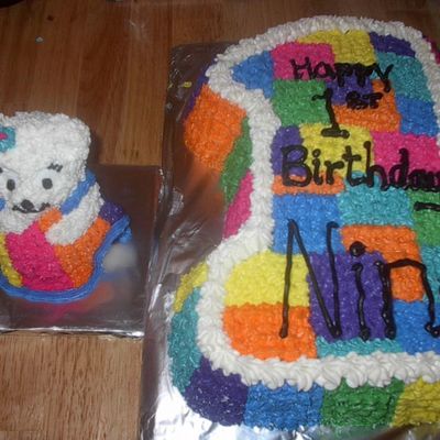 First Birthday Cake With Mini Teddy Bear Smash Cake