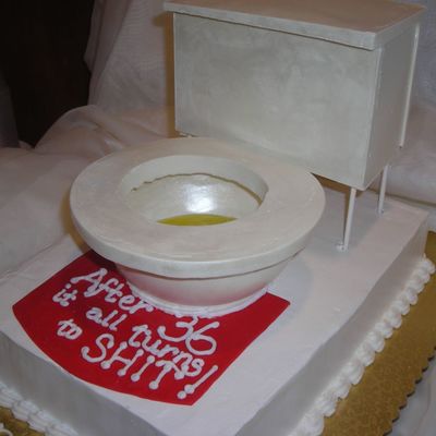 Toilet Cake