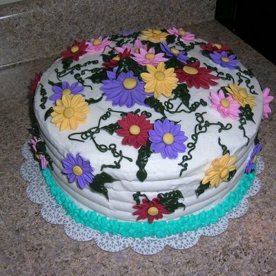Gumpaste Daisies