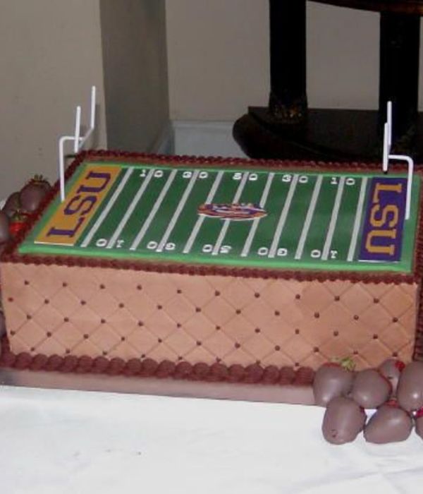 Lsu Grooms Cake