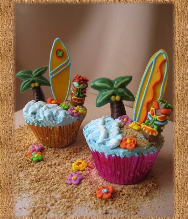 Luau Cupcakes