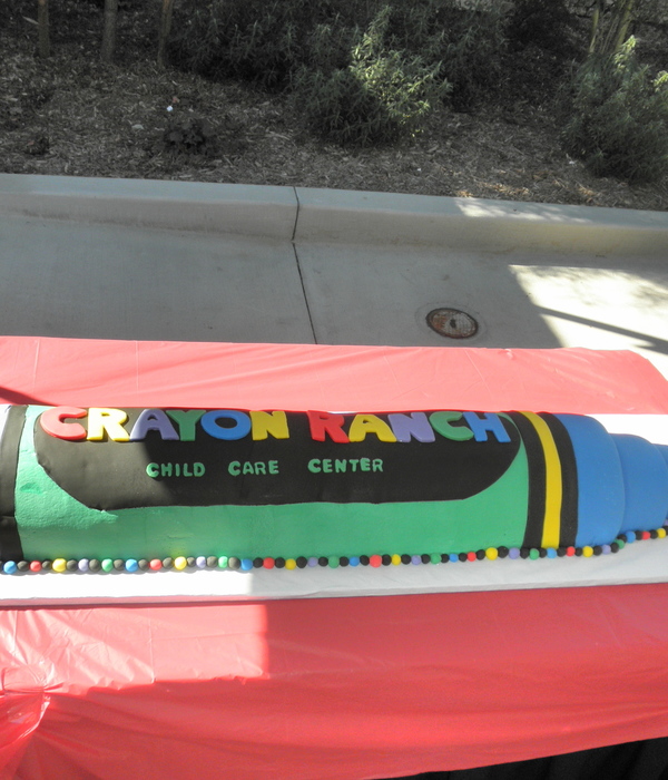 5 Foot Crayon Cake