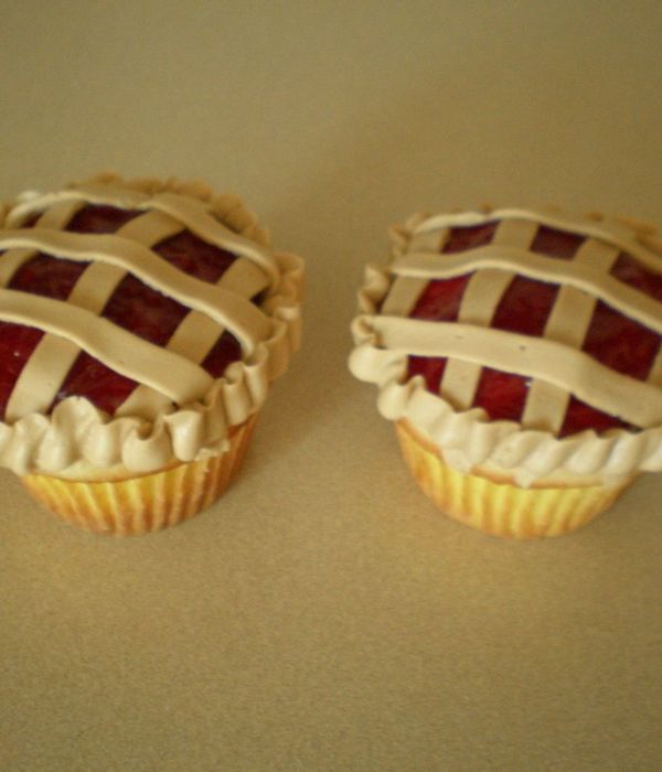 Cherry Pie Cupcakes