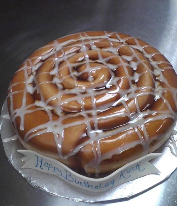 Cinnamon Roll Cake