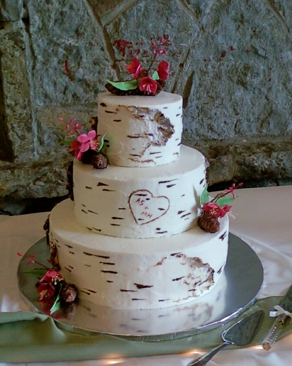 Alaskan Themed Wedding Cake
