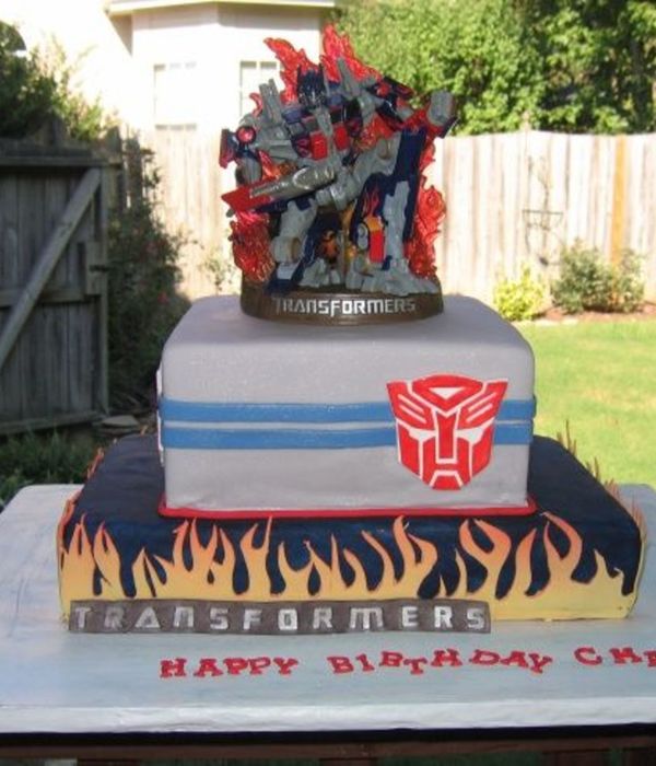 Transformers Optimus Prime Cake
