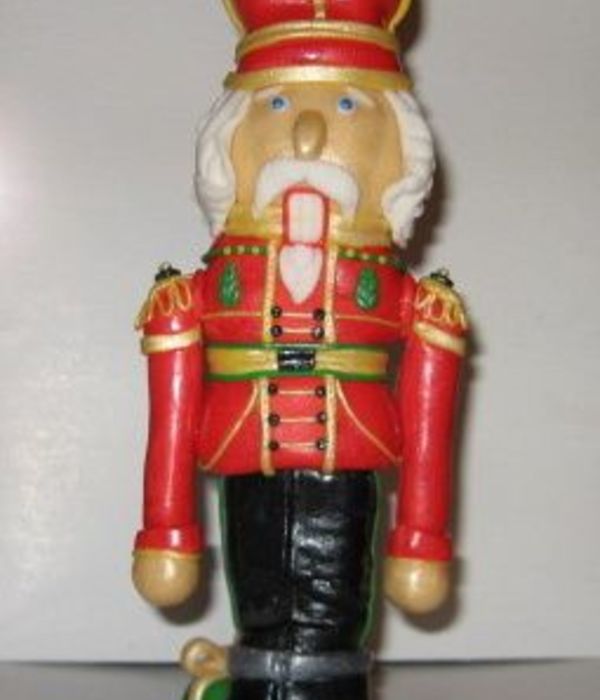 Nutcracker With Mixed Nut Bowl