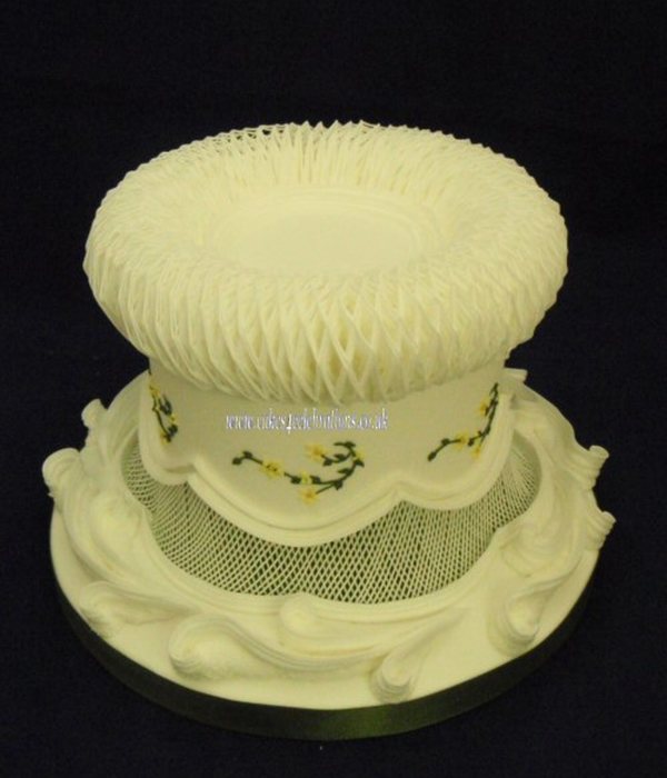 Traditional Royal Iced Cake