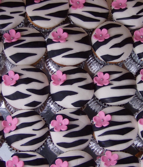 Zebra Cupcakes