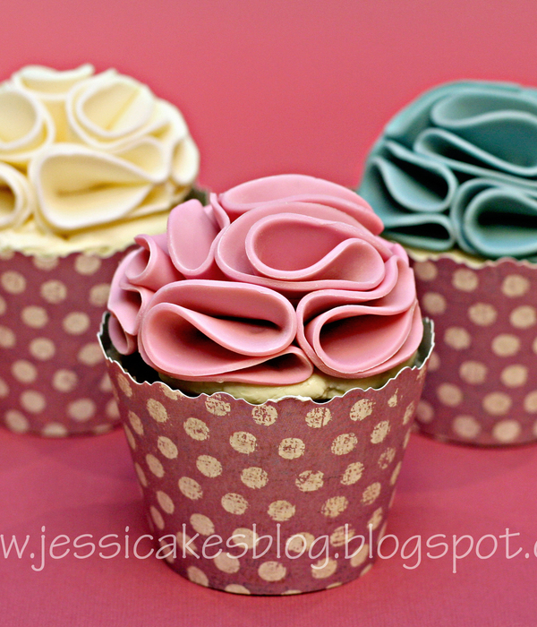 Vintage Ruffle Cupcakes