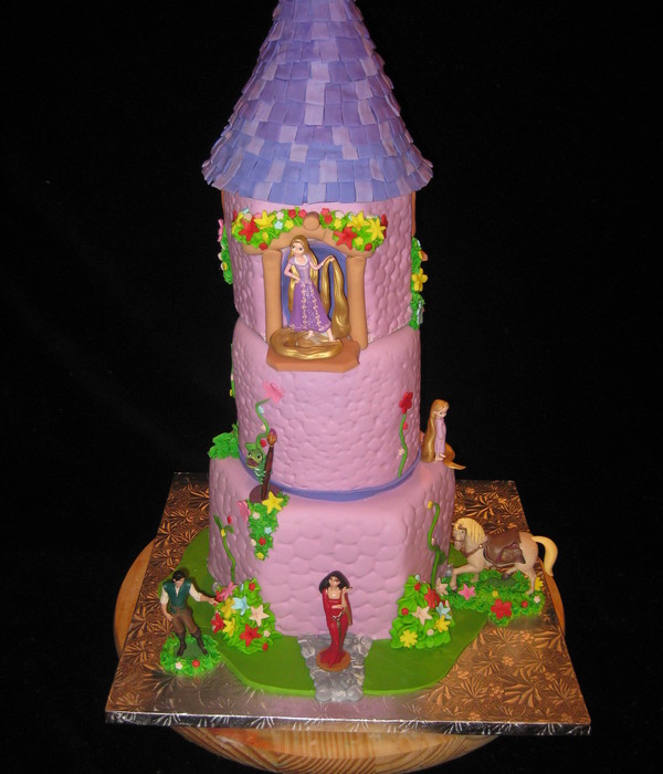 Tangled Cake