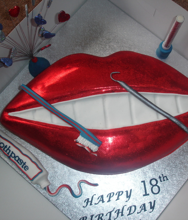Lips/smile Cake