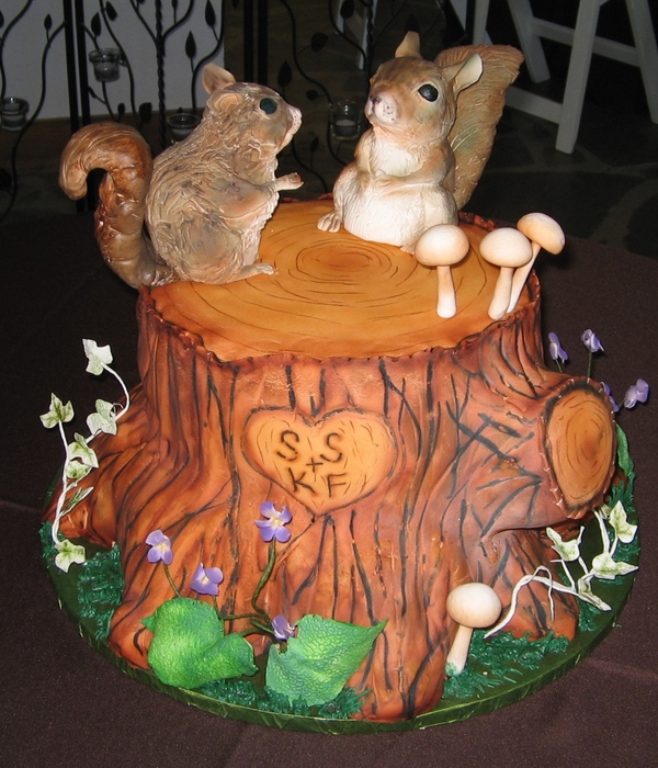 Tree Stump Groom's Cake