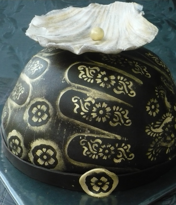 Henna Cake With Morocan Stencil