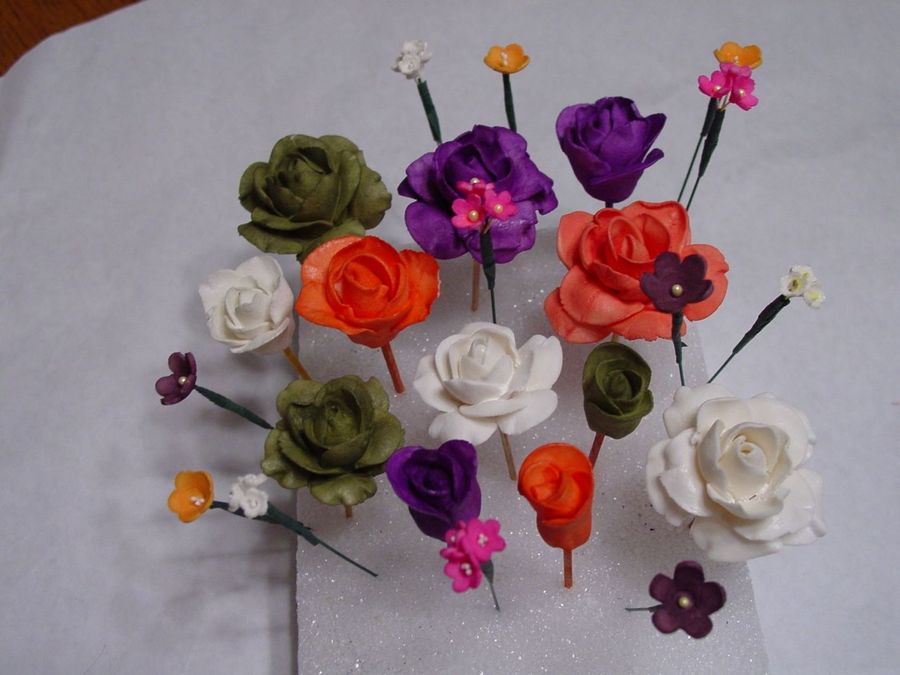 Gumpaste Roses And Filler Flowers
