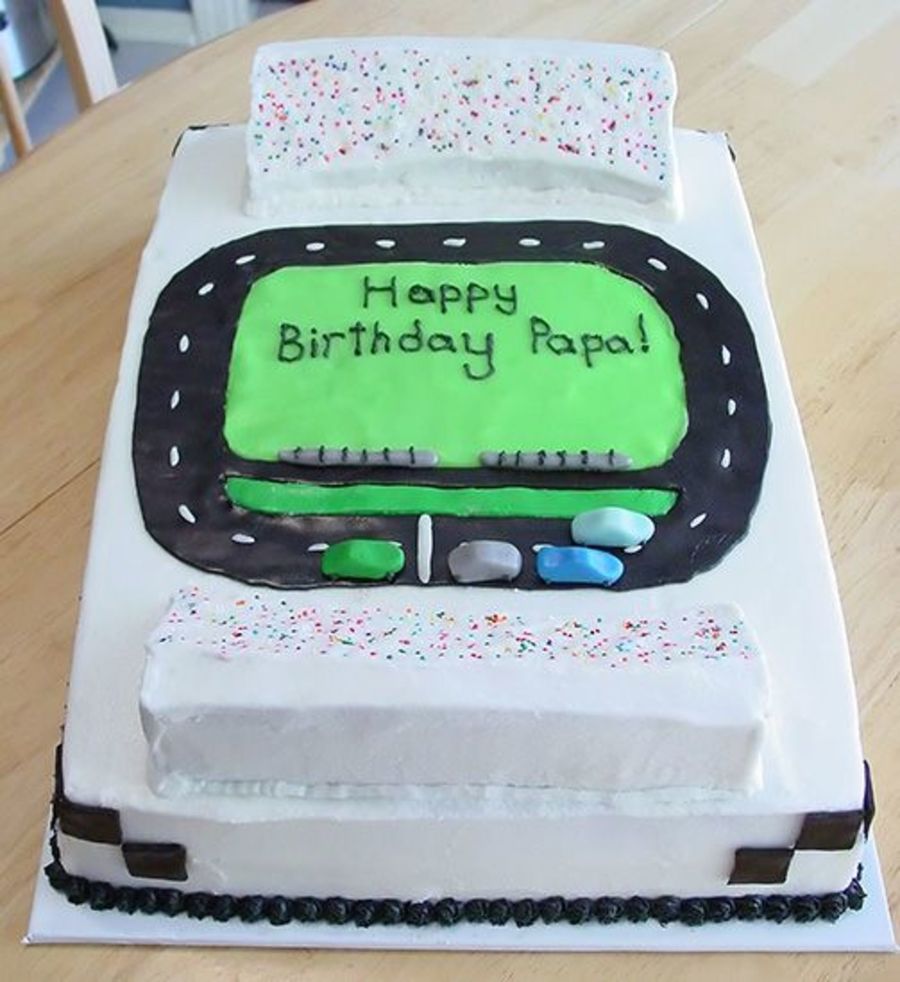 Race Track Birthday Cake - CakeCentral.com
