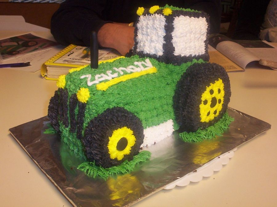 Tractor Cake