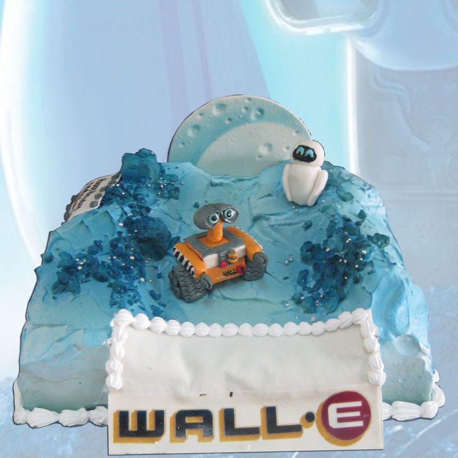 Walle Movie Theme Cake