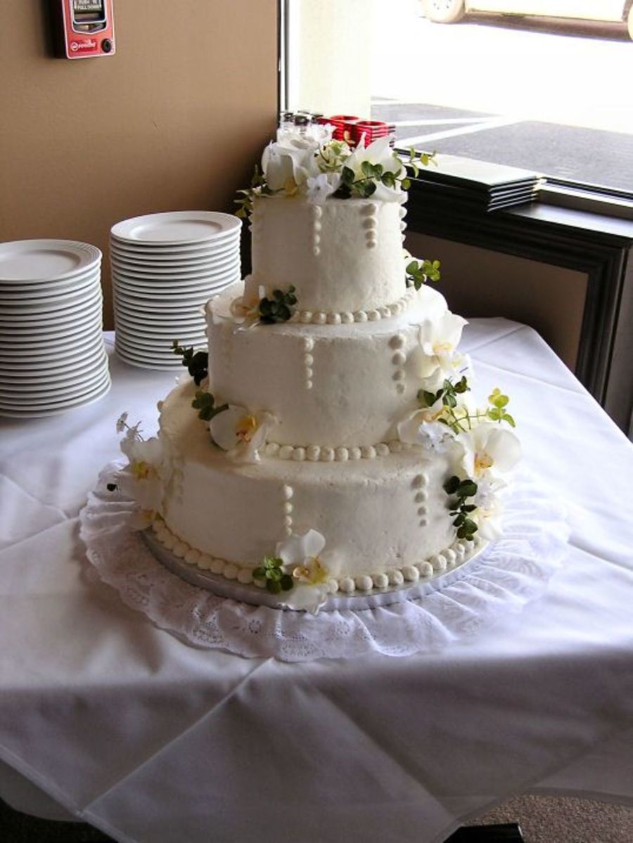 Simple Traditional Wedding Cake With Silk Flowers