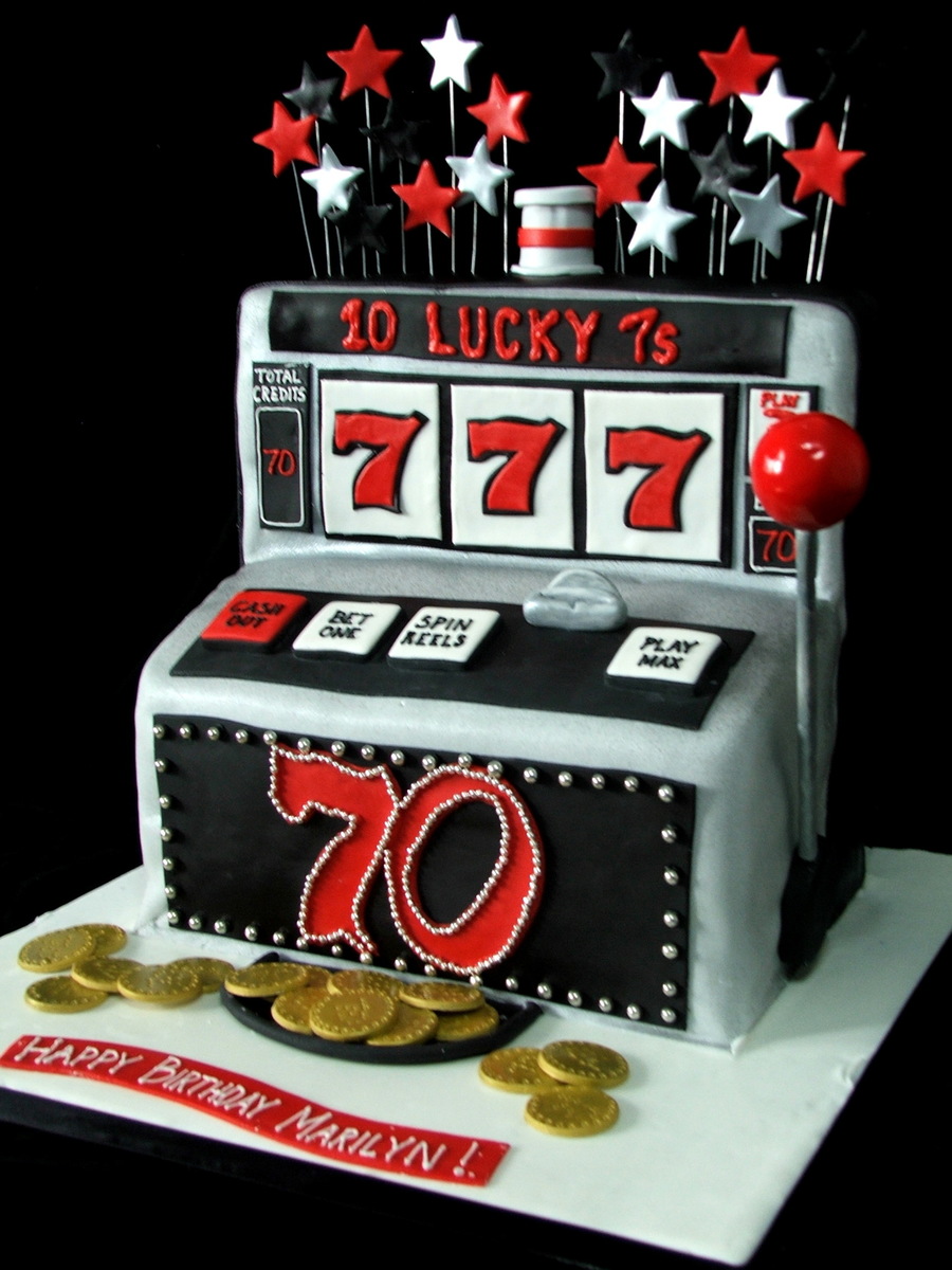 Slot Machine - CakeCentral.com