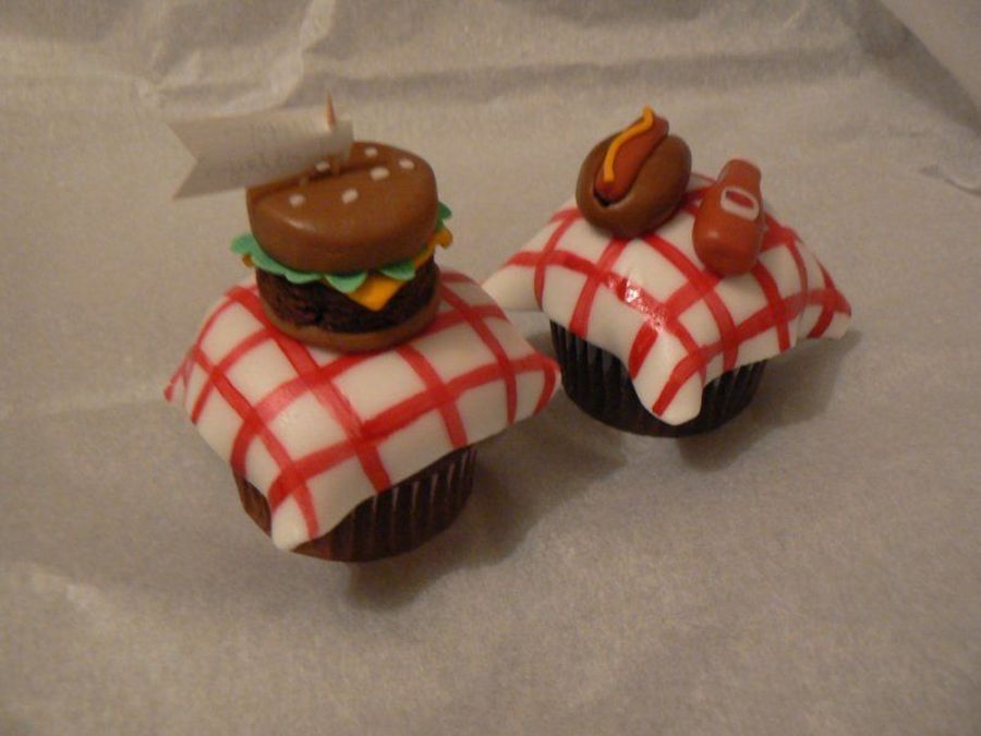 Picnic Cupcakes