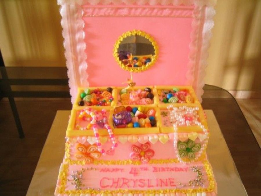 Jewellery Box Cake