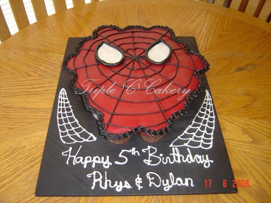 Spiderman Cupcake Cake