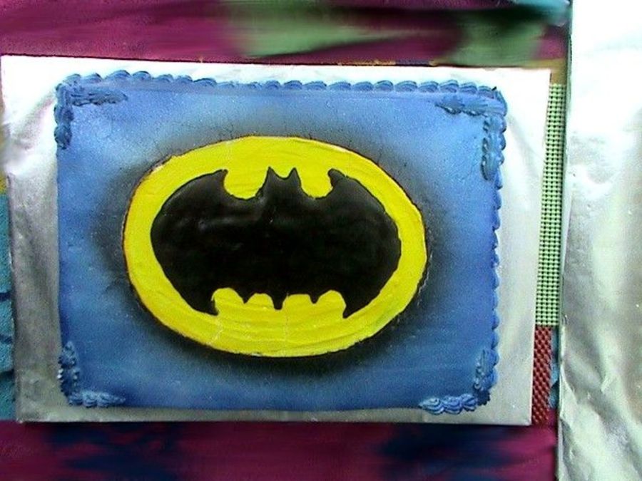 Batman Logo Cake - CakeCentral.com