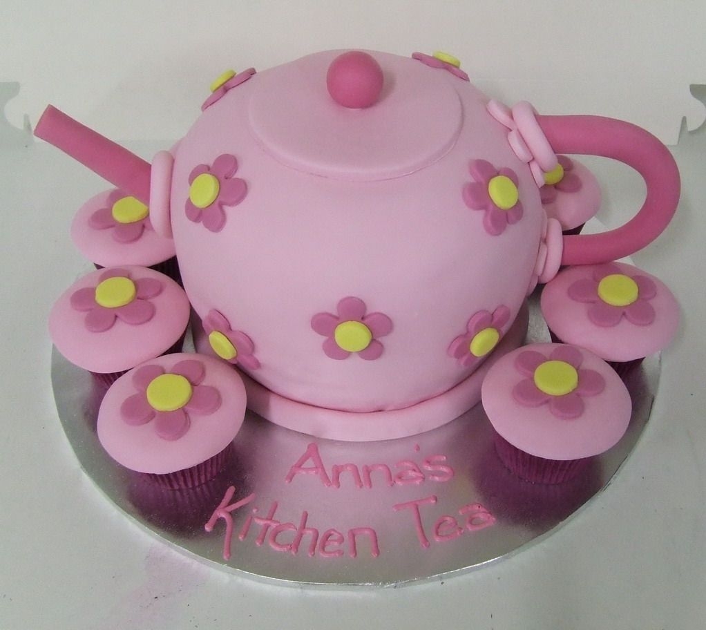 Teapot And Cupcakes