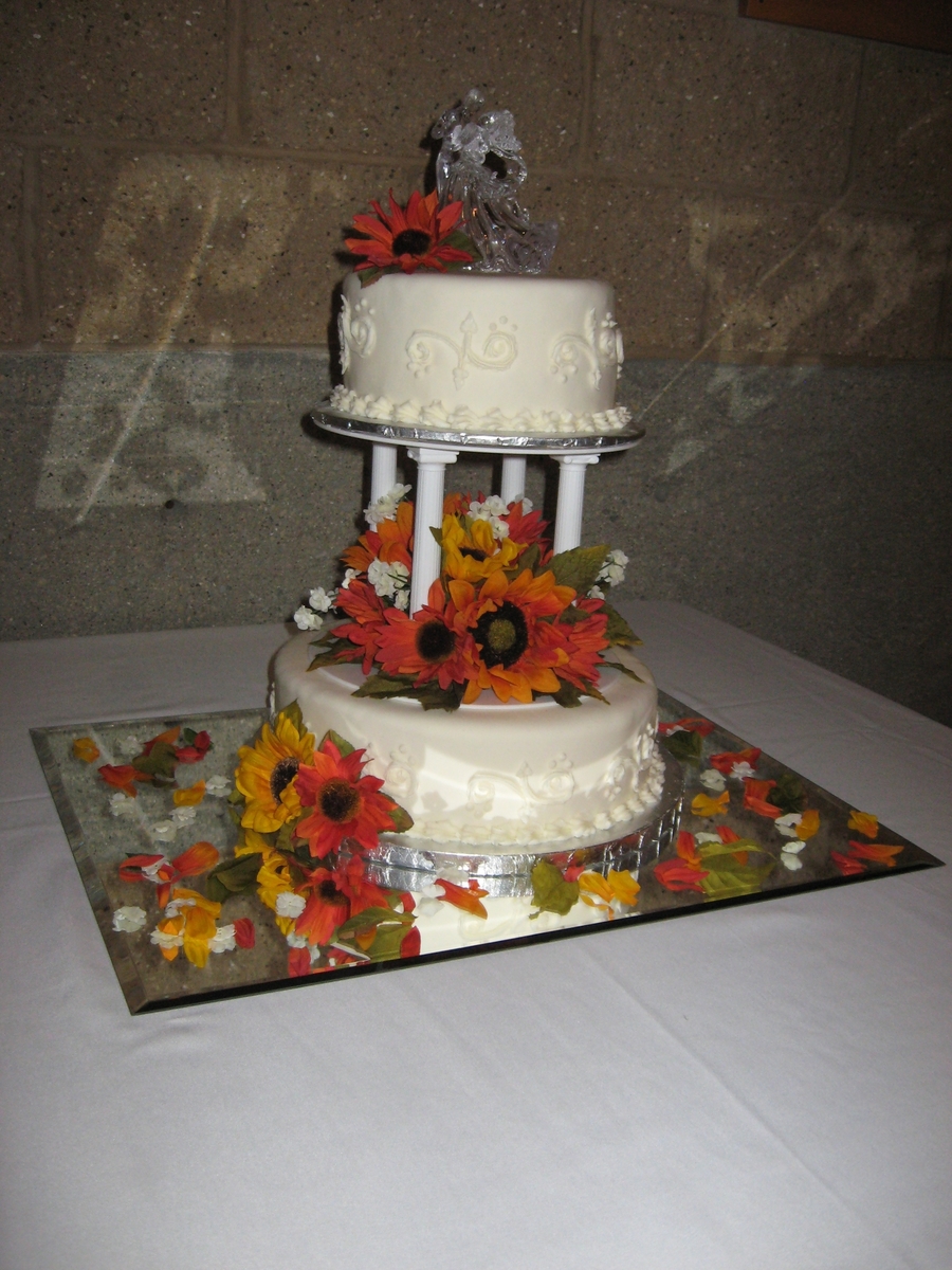 Fall Sunflower Wedding Cake