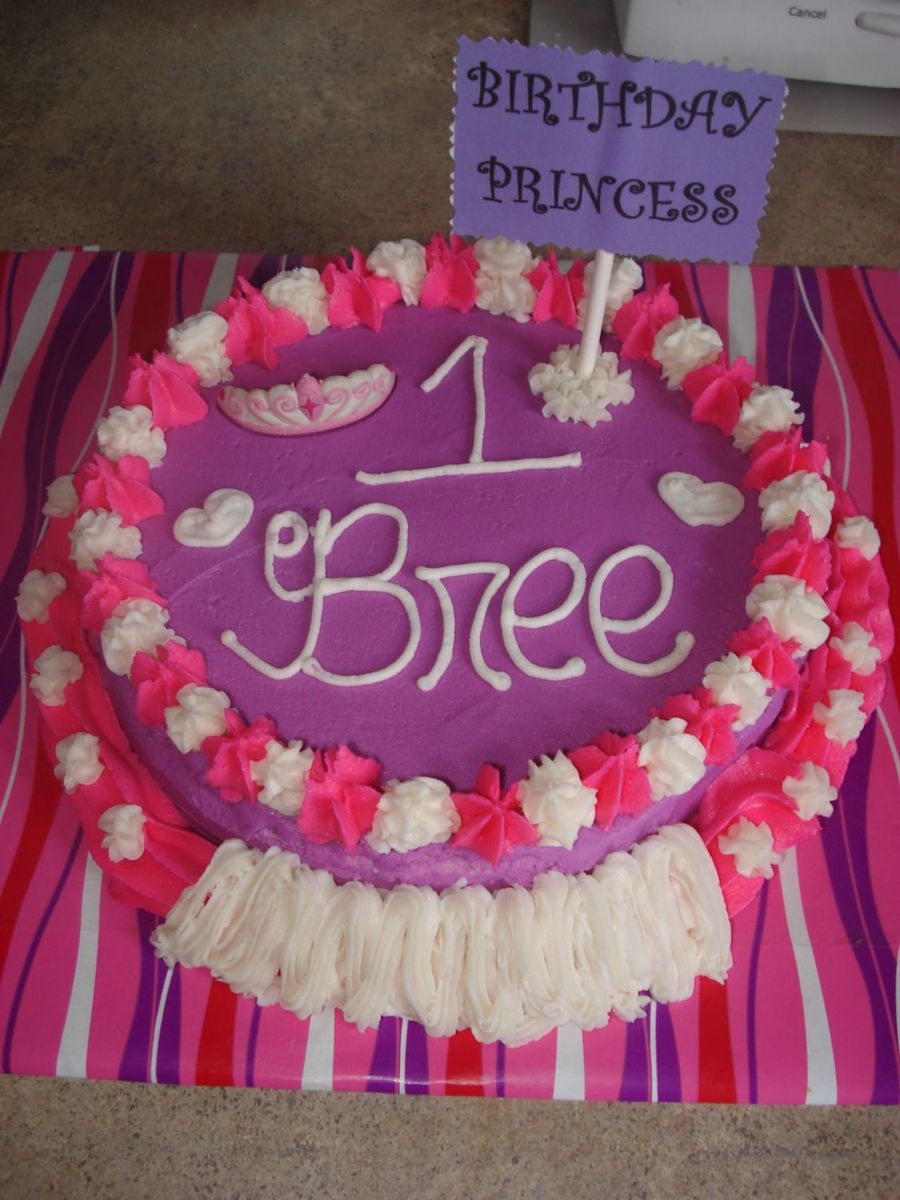 Smash Cake For Bree