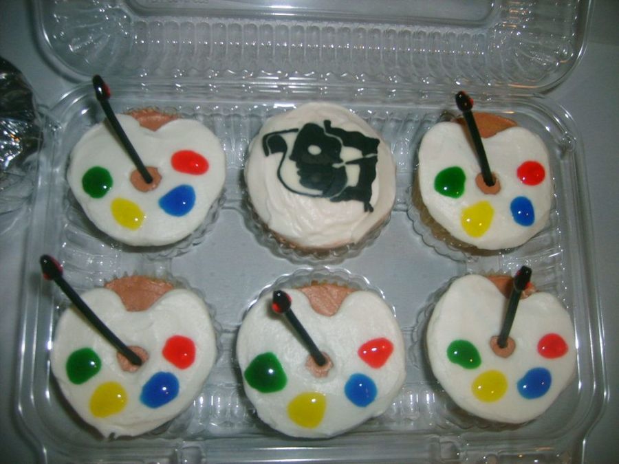 Painter's Palette Cupcakes
