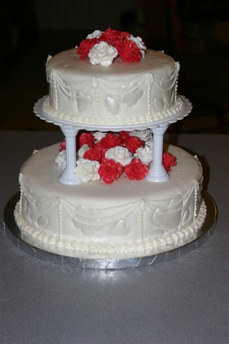 Red And White Roses Cake - CakeCentral.com