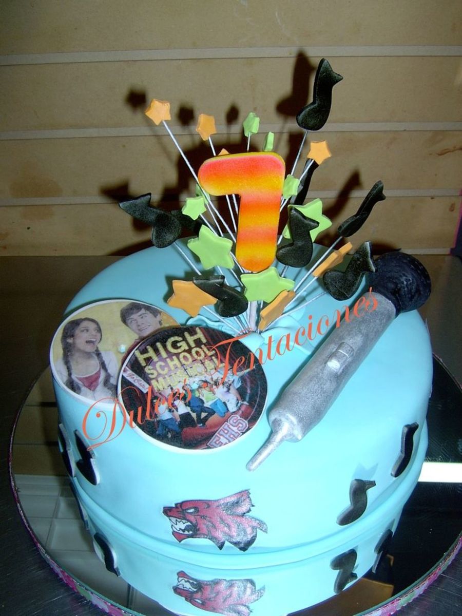 High School Musical - CakeCentral.com