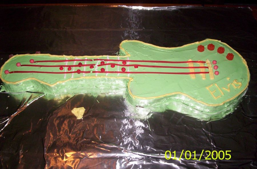 Guitar Cake