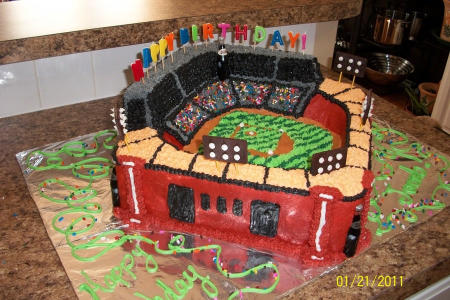 Baseball Stadium Cake CakeCentral baseball-stadium-cake-cakecentral