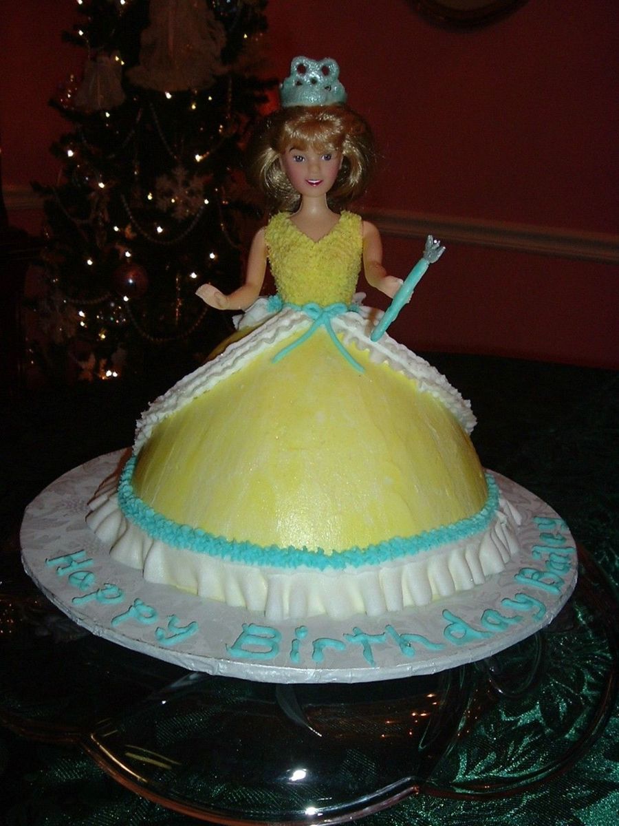 PHOTOS: A SURPRISE Princess Visited Magic Kingdom Today! | the disney food  blog, image size:900x1200