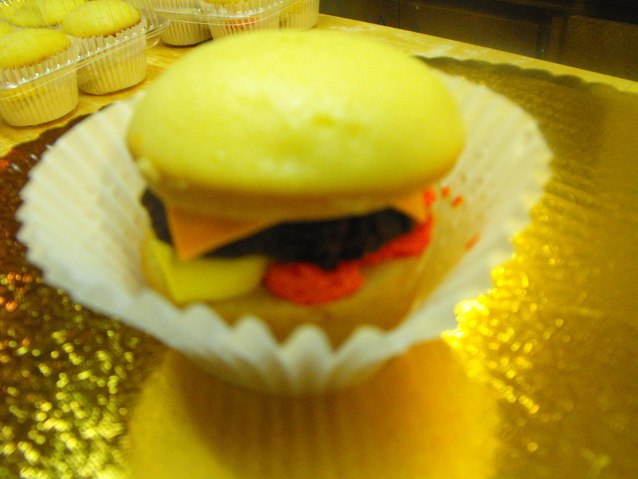 Cheeseburger Cupcakes