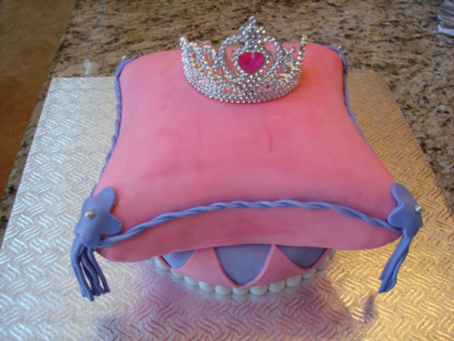 Crown On A Pillow Cake