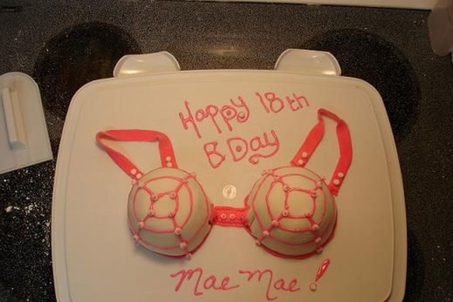Bra Cake