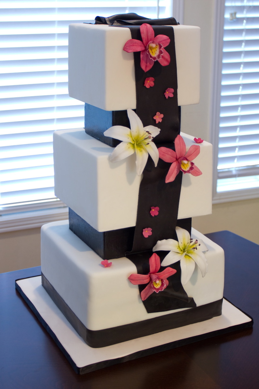 Black And White Square Cake.