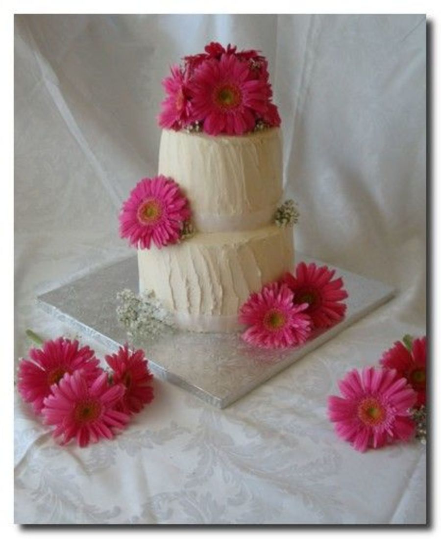 Gerbera Daisy Cake