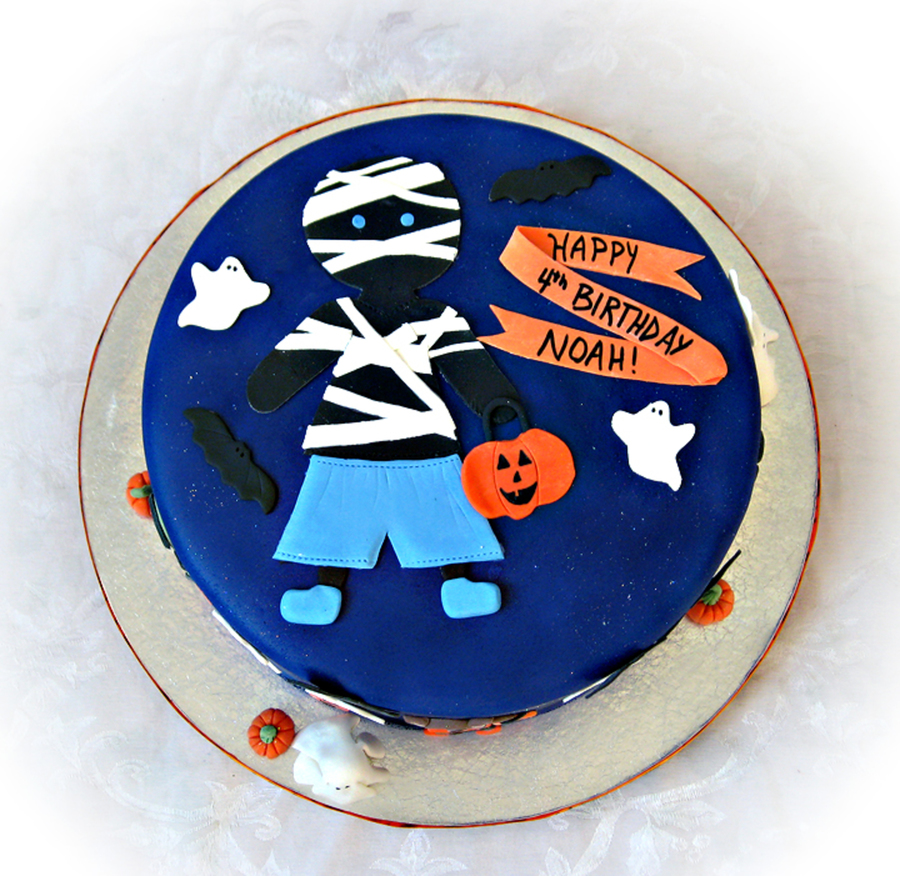 Halloween Theme Birthday Cake