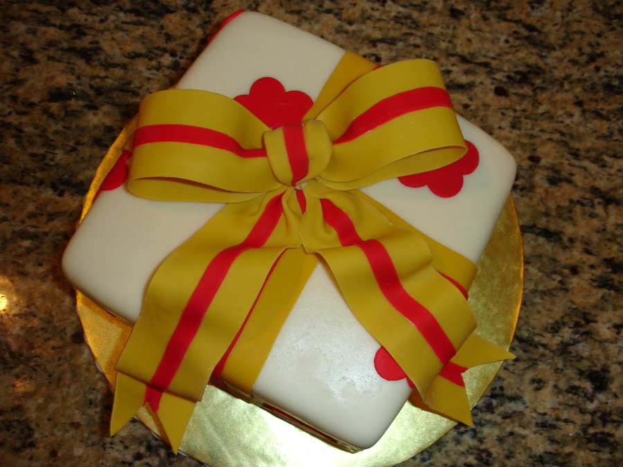 Gift Box Cake