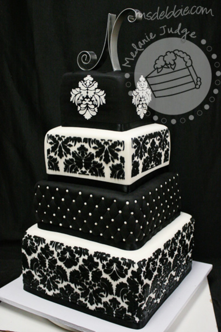 Black & White Damask Wedding Cake