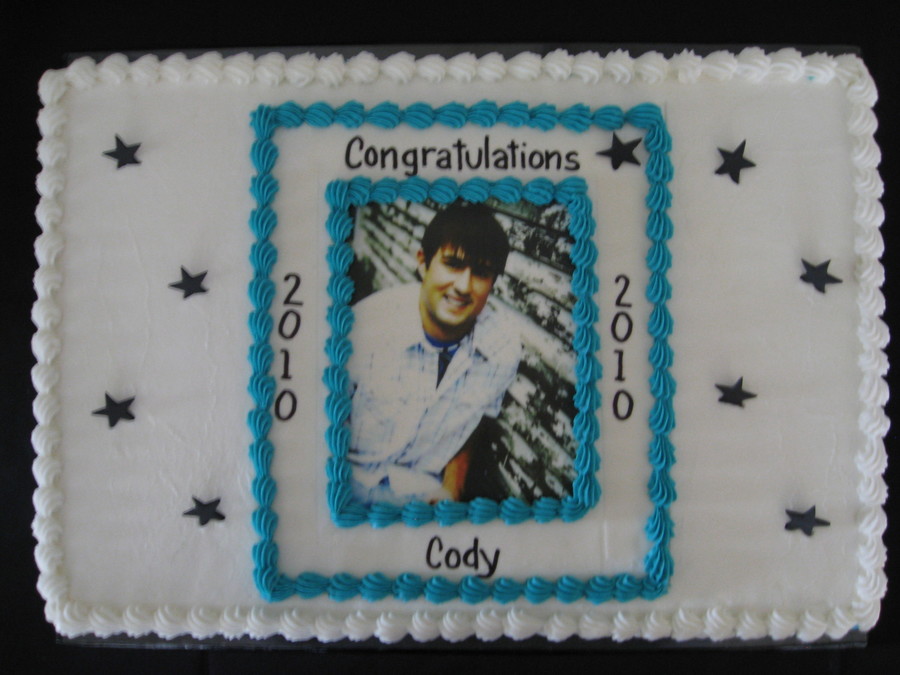 Graduation Cake With Edible Photo - CakeCentral.com