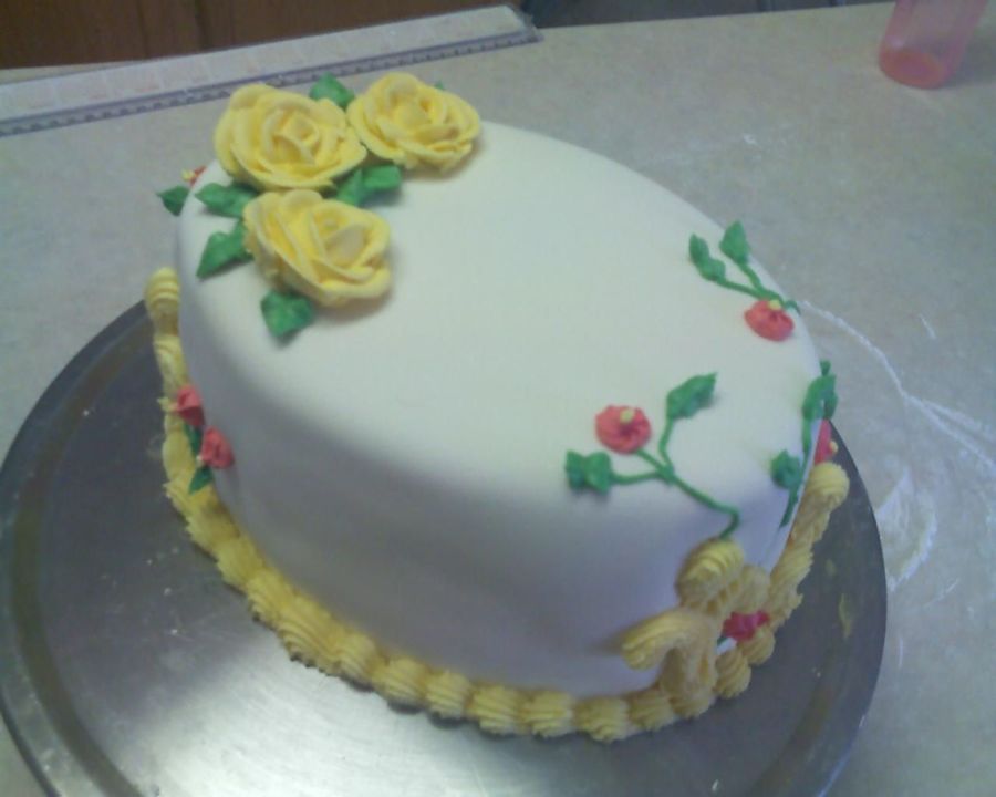 Yellow Roses Fondant Cake