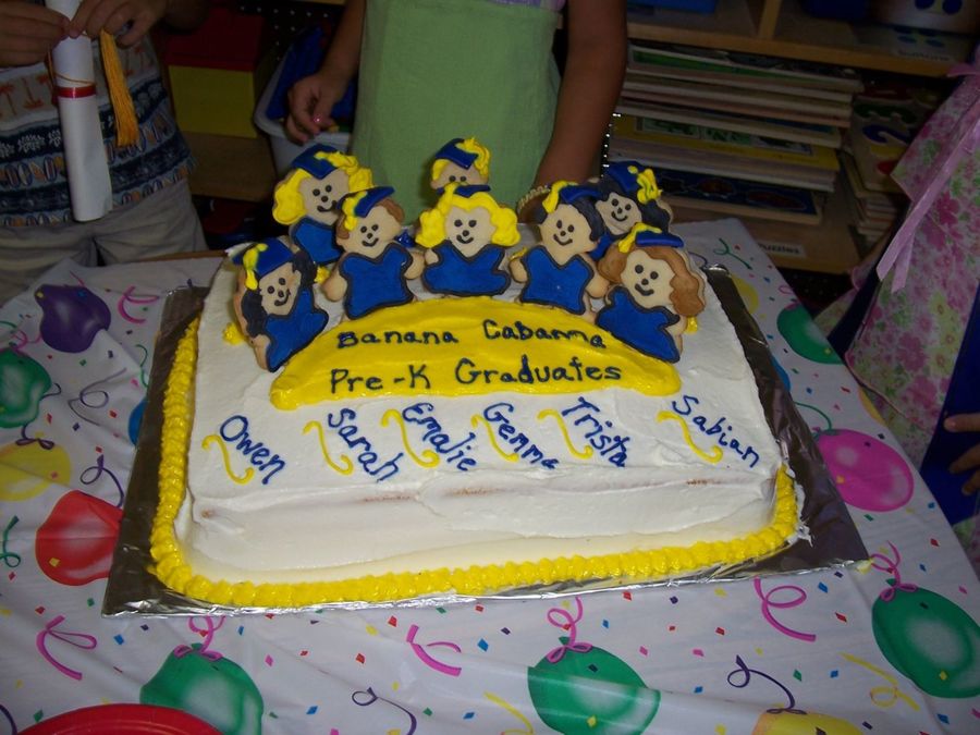 Preschool Graduation Cake - CakeCentral.com