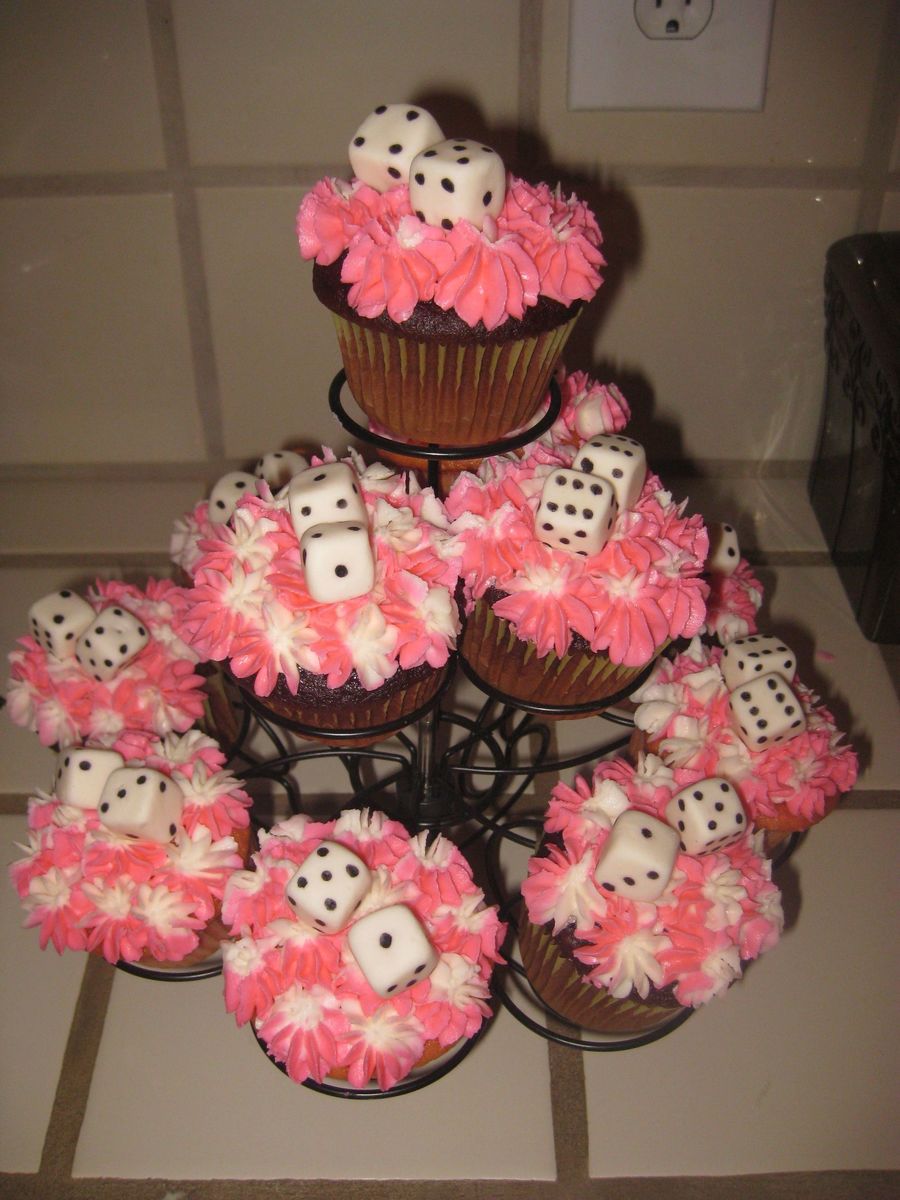 Bunco Cupcakes